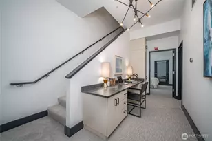 615 E Pike St, Seattle, WA 98122 - Photo 24