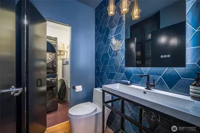 615 E Pike Street #303, Seattle, WA 98122 - Photo 12