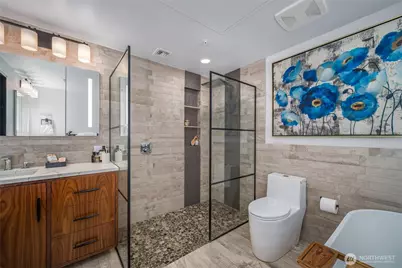 615 E Pike Street #303, Seattle, WA 98122 - Photo 22