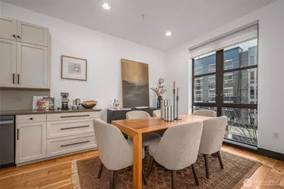 615 E Pike Street #303, Seattle, WA 98122 - Photo 10