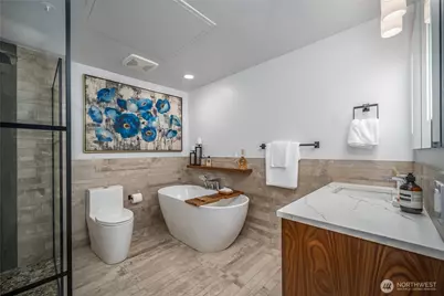 615 E Pike Street #303, Seattle, WA 98122 - Photo 20