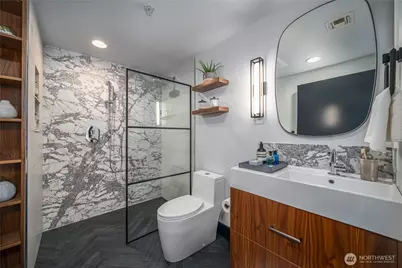 615 E Pike Street #303, Seattle, WA 98122 - Photo 28