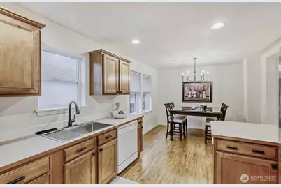 15410 40 Avenue W #7, Lynnwood, WA 98087 - Photo 10