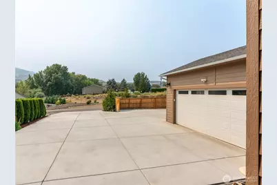 50 Luther Court, Malaga, WA 98828 - Photo 34