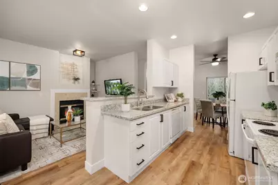 6773 SE Cougar Mountain Way #4, Bellevue, WA 98006 - Photo 4