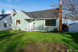 1117 E 2nd St, Port Angeles, WA 98362 - Photo 2