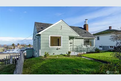 1117 E Second Street, Port Angeles, WA 98362 - Photo 1
