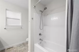 2114 NW Rustling Fir Ln, Silverdale, WA 98383 - Photo 34