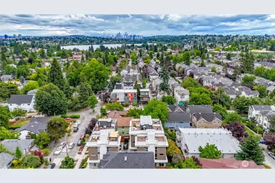 8811 Interlake Avenue N #A, Seattle, WA 98103 - Photo 2