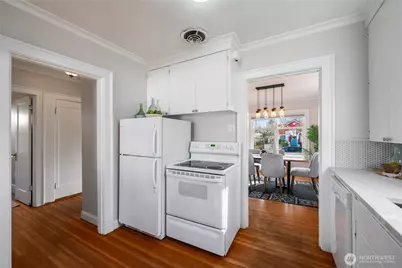 630 NW 82nd Street, Seattle, WA 98117 - Photo 10