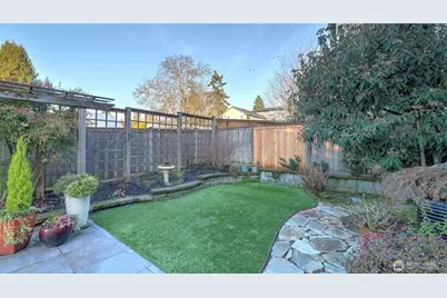 1110 N 27th Place, Renton, WA 98056 - Photo 14