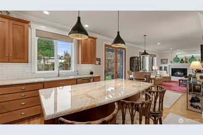 1110 N 27th Place, Renton, WA 98056 - Photo 10