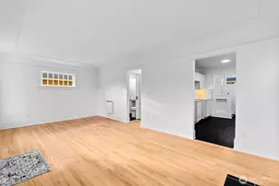 1911 Columbia St SW, Olympia, WA 98501 - Photo 8