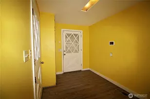 126 E 64th St, Tacoma, WA 98404 - Photo 10