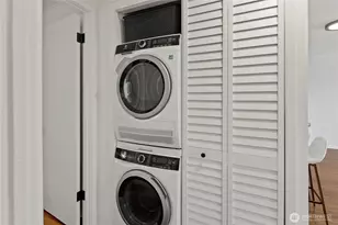 1300 University St, Seattle, WA 98101 - Photo 20