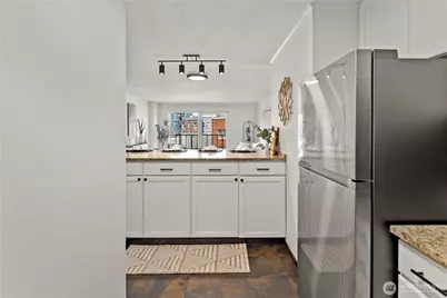 1300 University Street #2G, Seattle, WA 98101 - Photo 12