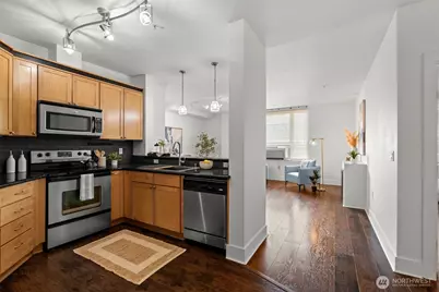 1501 Tacoma Avenue S #110, Tacoma, WA 98402 - Photo 6