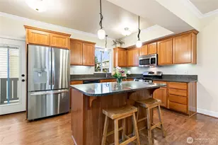 320 Chelan Pl NE, Renton, WA 98059 - Photo 8