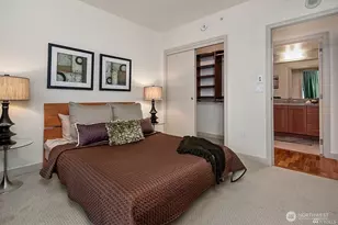 10650 NE 9th Pl, Bellevue, WA 98004 - Photo 16