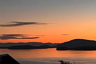 414 S Clarkwood Dr, Bellingham, WA 98225 - Photo 2