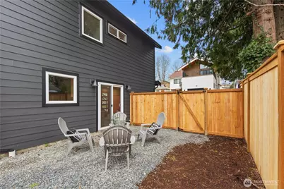 815 26th Avenue #B, Seattle, WA 98122 - Photo 32