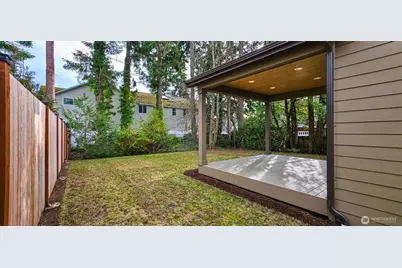 713 N 188th Street, Shoreline, WA 98133 - Photo 16