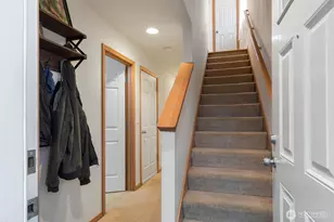 12049 32nd Ave NE, Seattle, WA 98125 - Photo 4