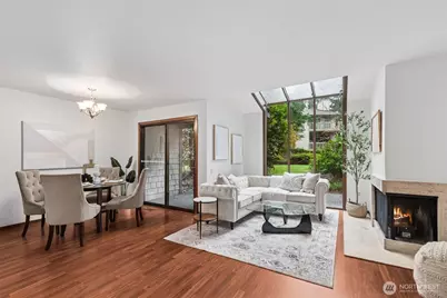 13730 15th Avenue NE #E102, Seattle, WA 98125 - Photo 2