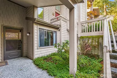 13730 15th Avenue NE #E102, Seattle, WA 98125 - Photo 18