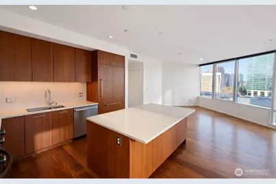 10700 NE 4th Street #1210, Bellevue, WA 98004 - Photo 28