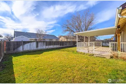 1351 E Yost Circle, Moses Lake, WA 98837 - Photo 30