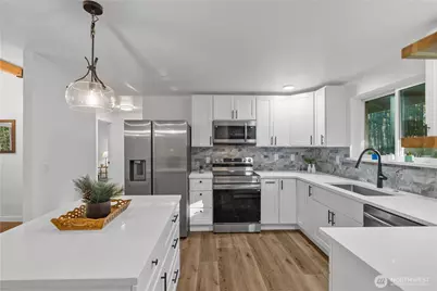 18727 Woodburn Court SE, Yelm, WA 98597 - Photo 6