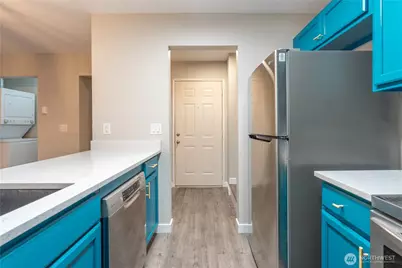 810 Pike Street NE #E11, Auburn, WA 98002 - Photo 10