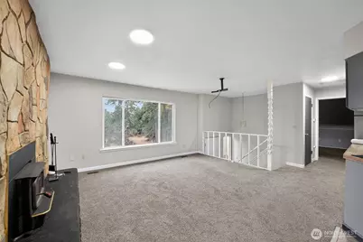 38821 N Newport Highway, Elk, WA 99009 - Photo 8