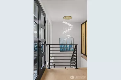 62 165th Avenue SE, Bellevue, WA 98008 - Photo 4