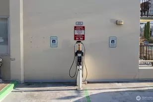 4540 8th Ave NE, Seattle, WA 98105 - Photo 30