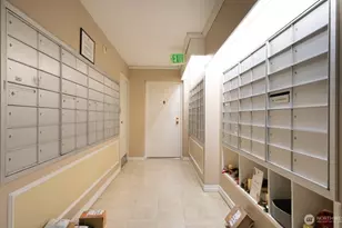 4540 8th Ave NE, Seattle, WA 98105 - Photo 16