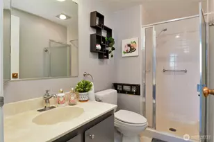 4540 8th Ave NE, Seattle, WA 98105 - Photo 10