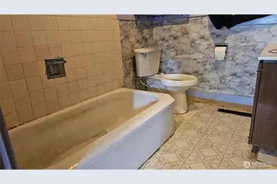 423 S 34th Street, Tacoma, WA 98418 - Photo 14