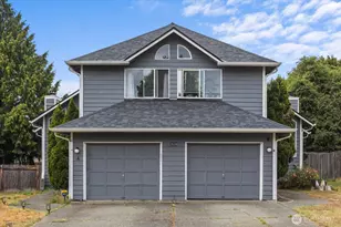 2826 NE 8th St, Renton, WA 98056 - Photo 2