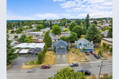 2826 NE 8th Street, Renton, WA 98056 - Photo 4