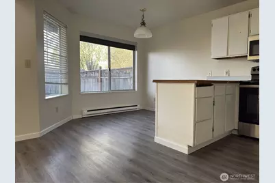 2826 NE 8th Street, Renton, WA 98056 - Photo 24