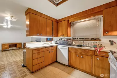 6216 20th Street E, Fife, WA 98424 - Photo 10