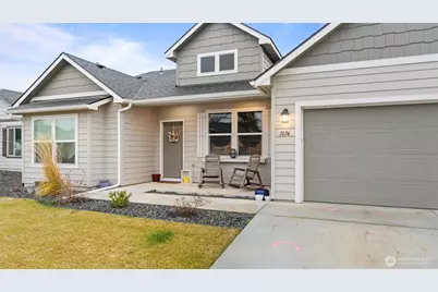 1074 Ava St, Walla Walla, WA 99362 - Photo 2