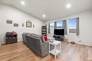 1074 Ava St, Walla Walla, WA 99362 - Photo 4