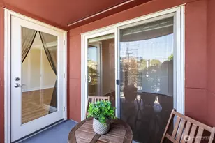 1417 Queen Anne Ave N, Seattle, WA 98109 - Photo 26