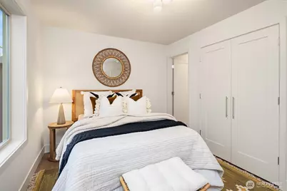 639 18th Avenue W, Kirkland, WA 98033 - Photo 20