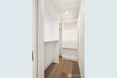 639 18th Avenue W, Kirkland, WA 98033 - Photo 18