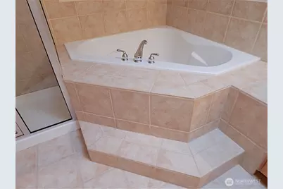 1016 Lawton Road, Lynnwood, WA 98036 - Photo 26