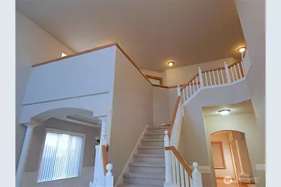 1016 Lawton Road, Lynnwood, WA 98036 - Photo 8